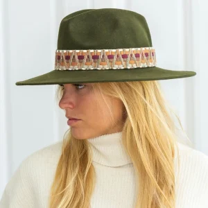 Hatt - Grønn med Bånd