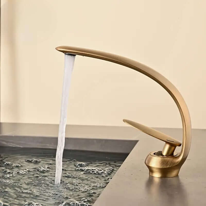Modo – Kjøkken- og Baderomskran med Dobbel Kontroll (Minimalistisk Design) - Image 3