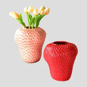Dagny – Keramisk Jordbærblomster Vase (Håndlaget)