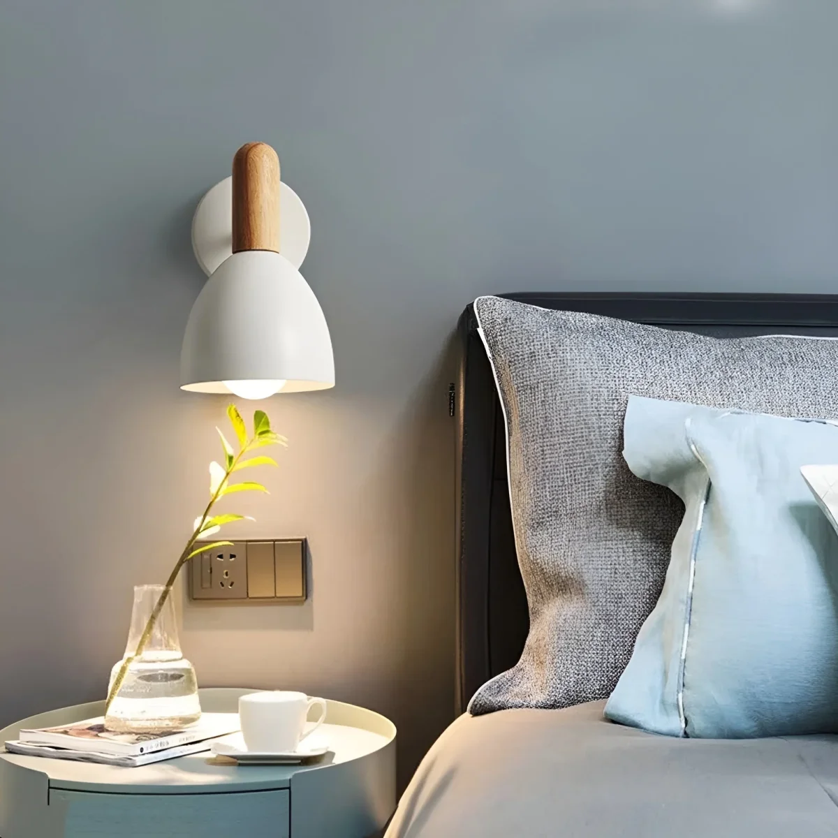 Vegglampe i Naturtre – Gir Varm Belysning | Perfekt til Soverom og Hytte - Image 4